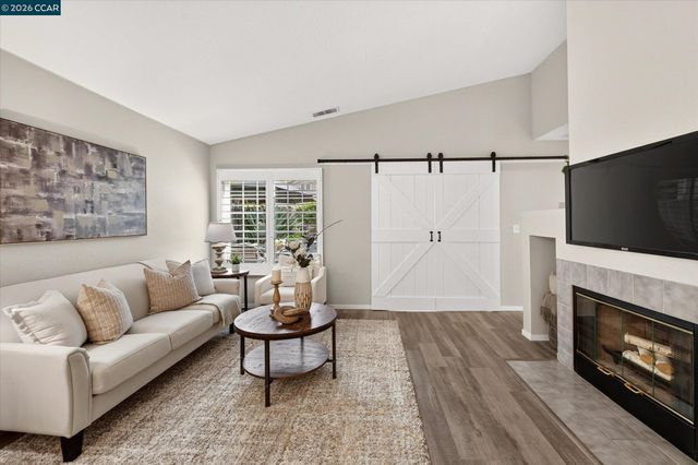 577 Saddleback Cir, Livermore, CA 94551