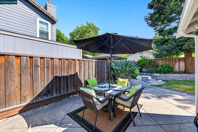 577 Saddleback Cir, Livermore, CA 94551