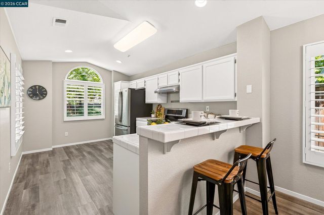 577 Saddleback Cir, Livermore, CA 94551