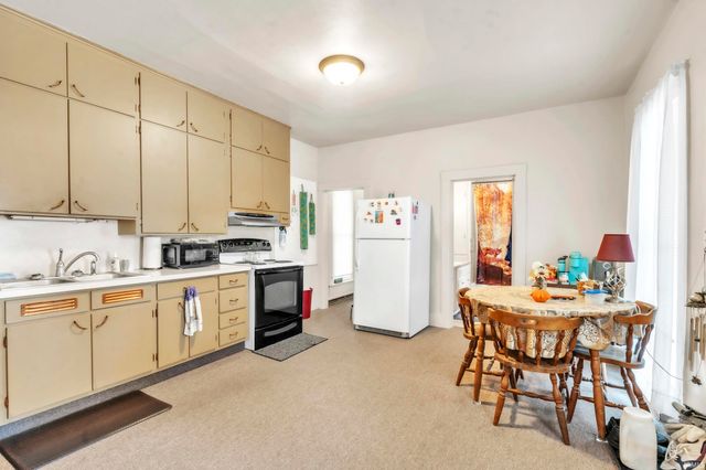 215 N York Street, Albion, IN 46701