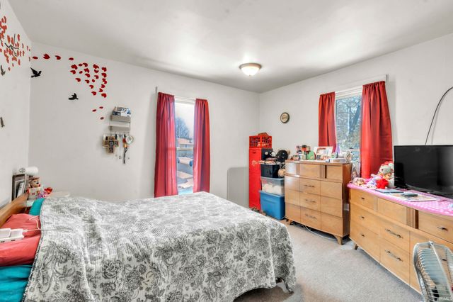 215 N York Street, Albion, IN 46701