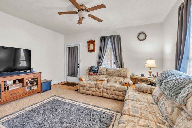 215 N York Street, Albion, IN 46701