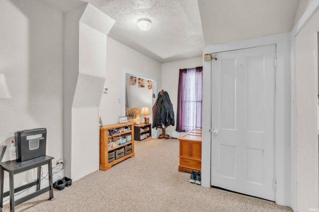 215 N York Street, Albion, IN 46701