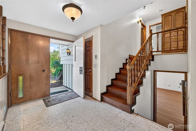 12212 47th Avenue E, Tacoma, WA 98446