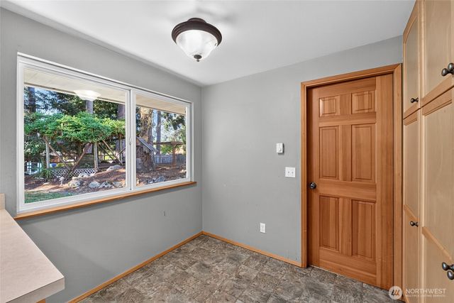 12212 47th Avenue E, Tacoma, WA 98446