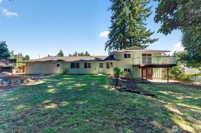 12212 47th Avenue E, Tacoma, WA 98446