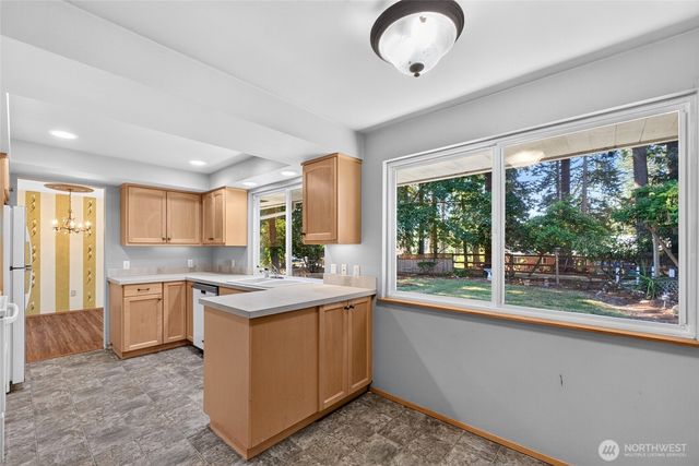 12212 47th Avenue E, Tacoma, WA 98446