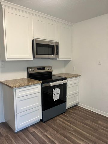 1101 Wimberly Street, Angleton, TX 77515