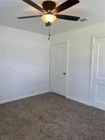 1101 Wimberly Street, Angleton, TX 77515