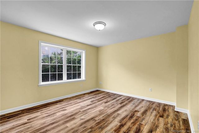 220 Alder Street APT 1, Waterbury, CT 06708