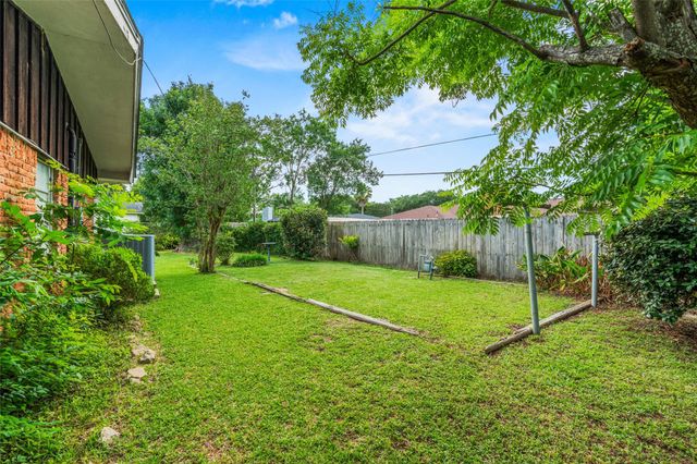 114 20th Avenue, Texas City, TX 77590