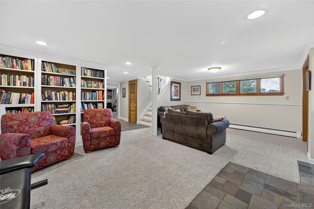 21 Forest Road, Kings Park, NY 11754