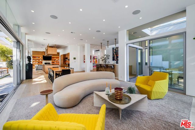 2241 Bowmont Drive, Beverly Hills, CA 90210