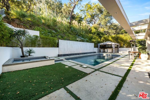 2241 Bowmont Drive, Beverly Hills, CA 90210