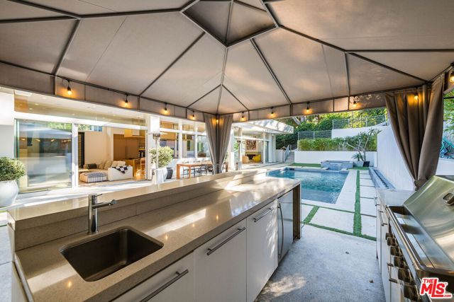 2241 Bowmont Drive, Beverly Hills, CA 90210