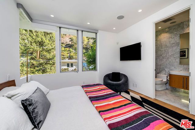 2241 Bowmont Drive, Beverly Hills, CA 90210