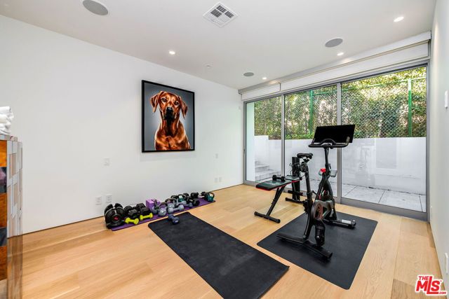 2241 Bowmont Drive, Beverly Hills, CA 90210