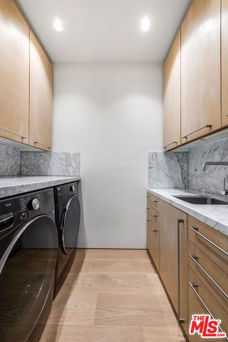 2241 Bowmont Drive, Beverly Hills, CA 90210