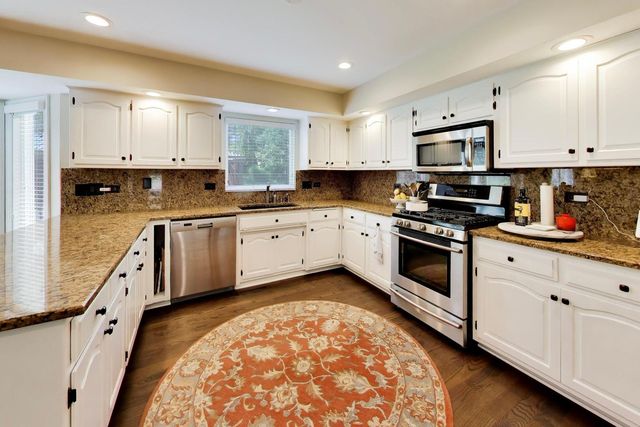 13636 S Shannon Drive, Homer Glen, IL 60491