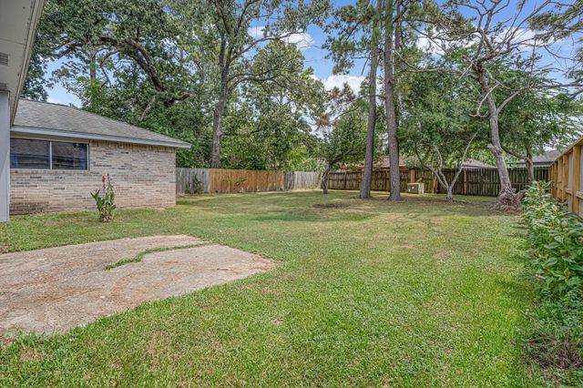 23110 Pennsgrove Road, Spring, TX 77373