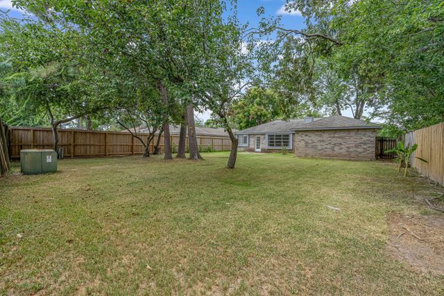 23110 Pennsgrove Road, Spring, TX 77373