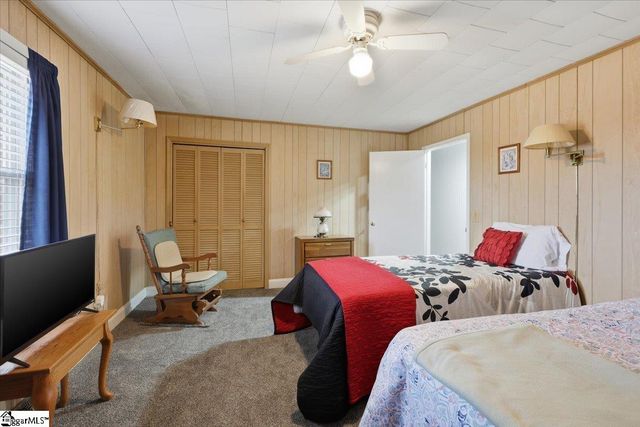 107 Briarcliff Way, Greer, SC 29651