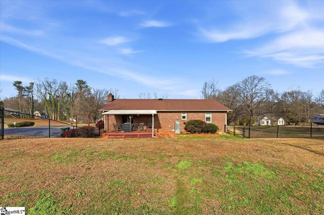 107 Briarcliff Way, Greer, SC 29651