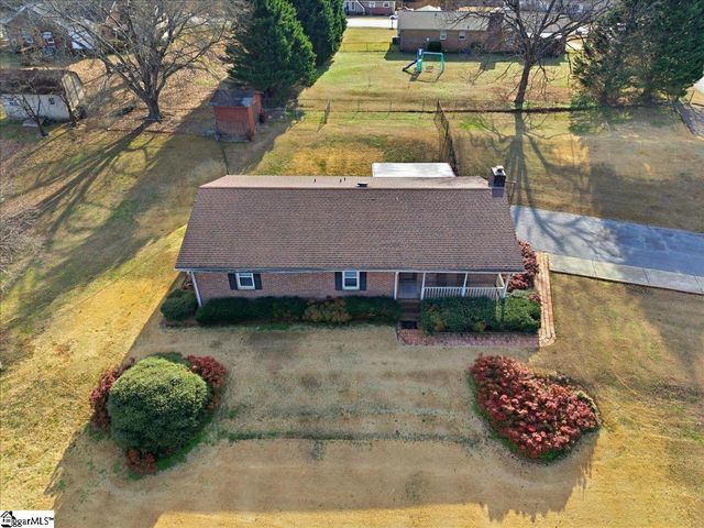 107 Briarcliff Way, Greer, SC 29651