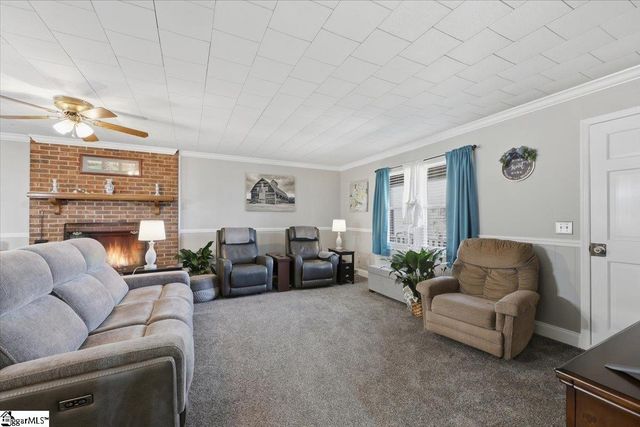 107 Briarcliff Way, Greer, SC 29651