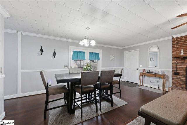 107 Briarcliff Way, Greer, SC 29651