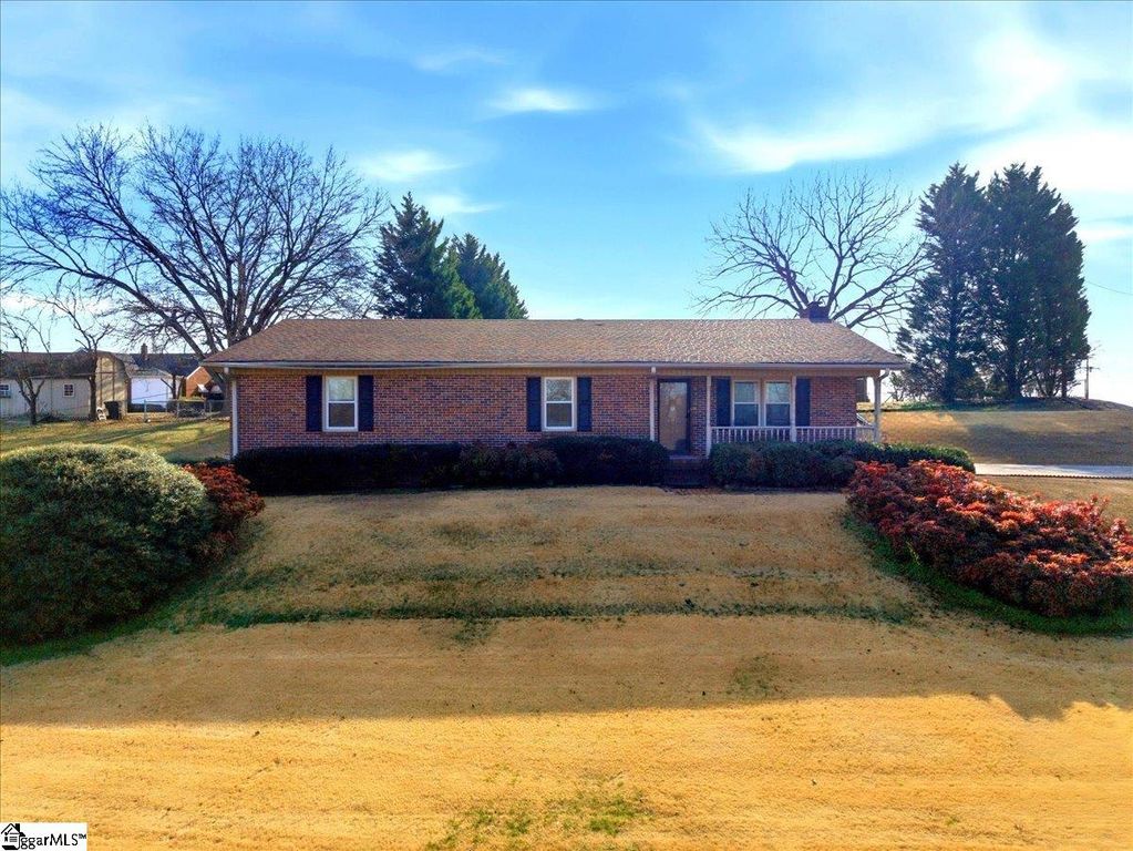 107 Briarcliff Way, Greer, SC 29651