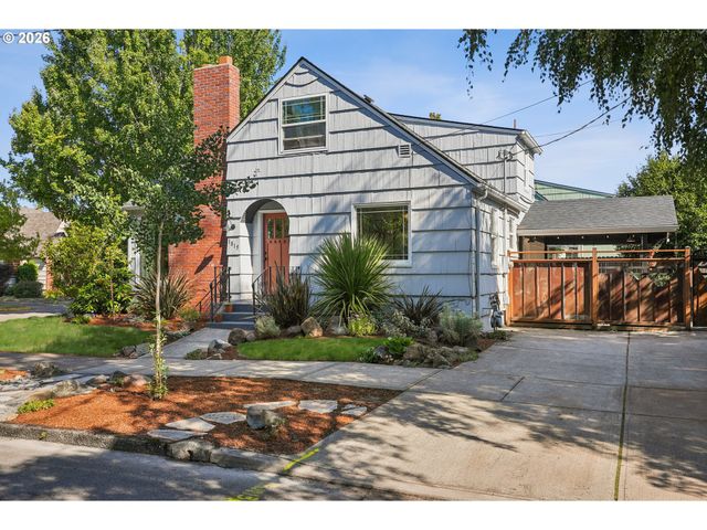 1815 MADISON St Ne, Salem, OR 97301