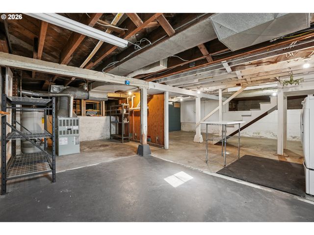 1815 MADISON St Ne, Salem, OR 97301
