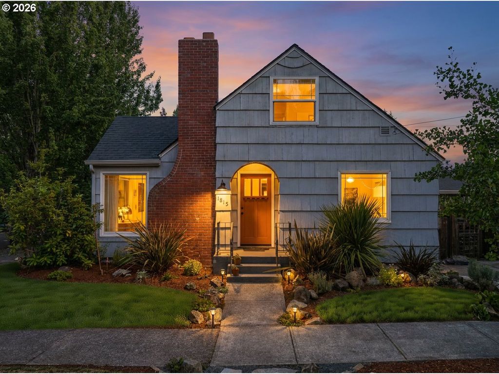 1815 MADISON St Ne, Salem, OR 97301
