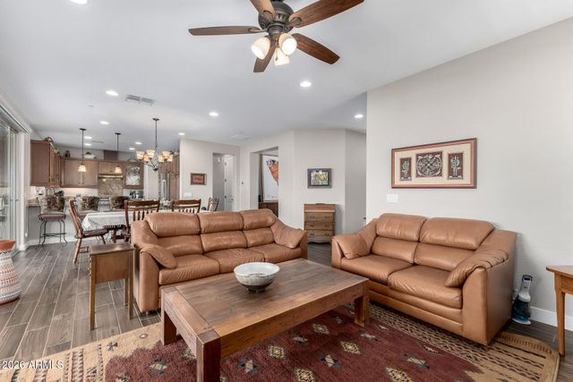 10260 E WHITE FEATHER Lane 1002, Scottsdale, AZ 85262