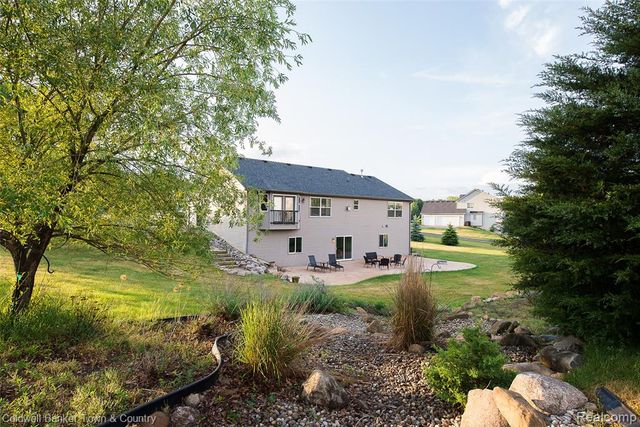 3505 Prescott Drive, Howell, MI 48843