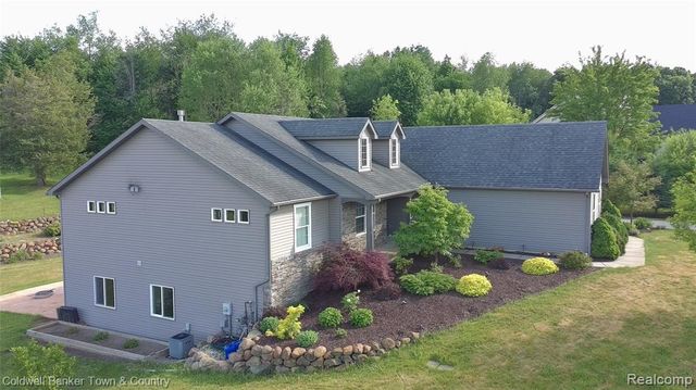 3505 Prescott Drive, Howell, MI 48843