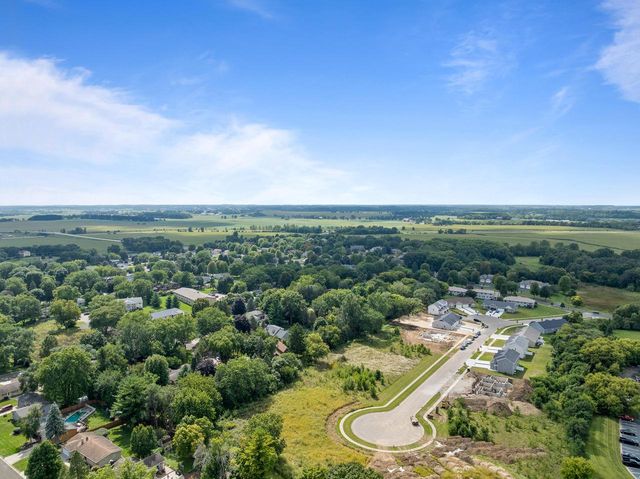1577 Meadowview COURT, Whitewater, WI 53190
