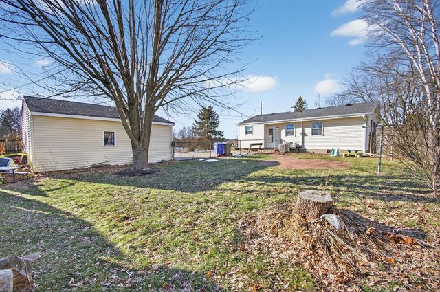 7009 55th AVENUE, Kenosha, WI 53142