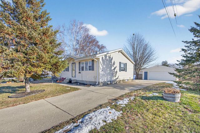 7009 55th AVENUE, Kenosha, WI 53142