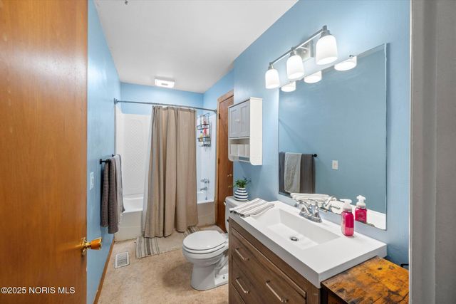 2338 Brookridge Drive, Toledo, OH 43613