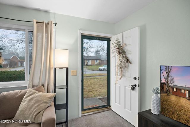 2338 Brookridge Drive, Toledo, OH 43613