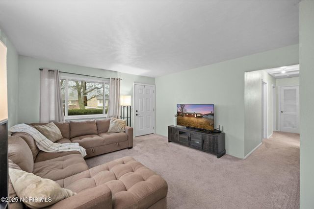 2338 Brookridge Drive, Toledo, OH 43613