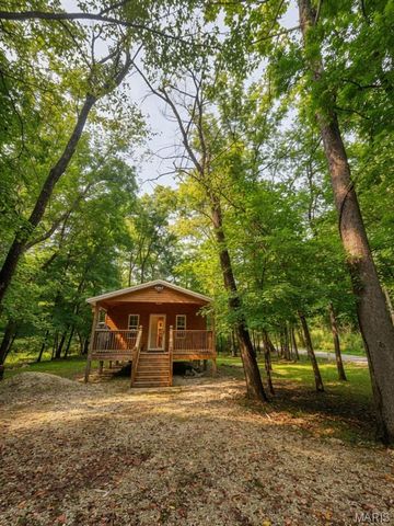 81 Bethel Road, Hawk Point, MO 63349