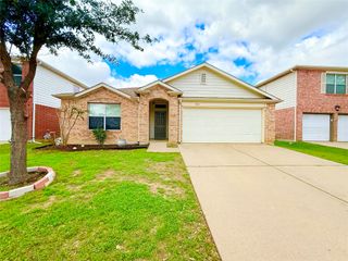 1705 Desperado Road, Fort Worth, TX 76131