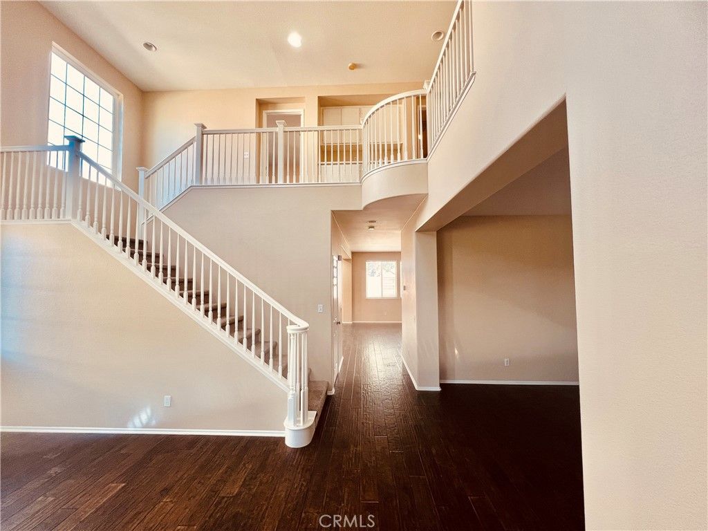 Image 5 of property listing at 36576 Ranch House, Murrieta, CA 92563