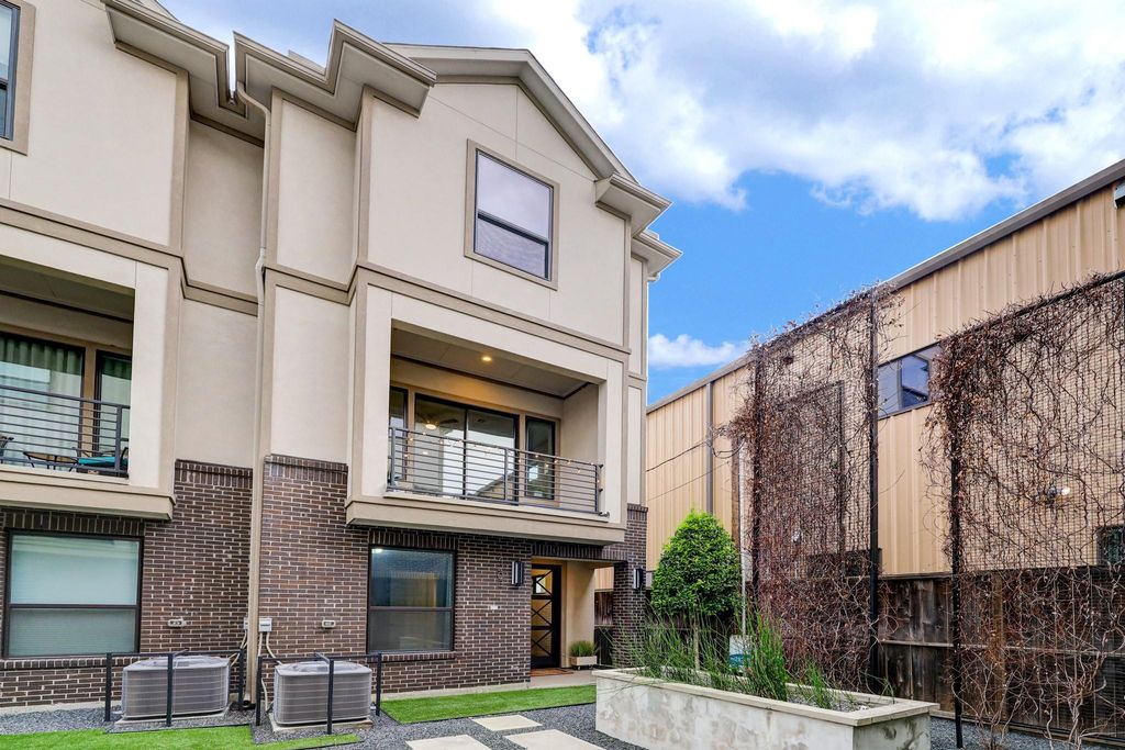 4203 Allen Street, Houston, TX 77007