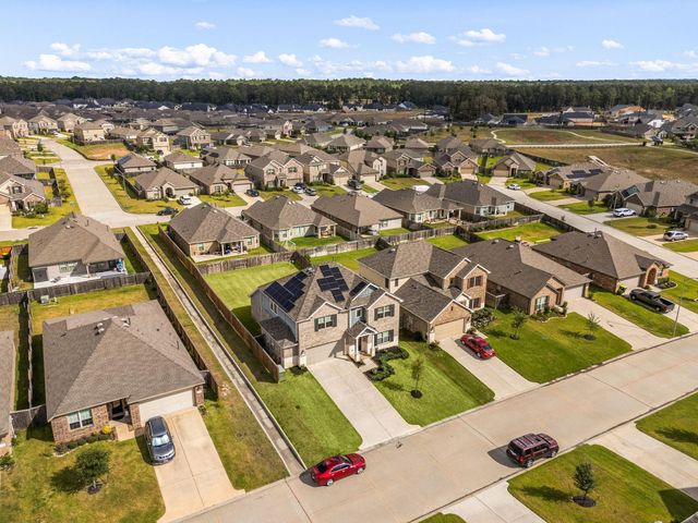 333 Flower Reed Court, Magnolia, TX 77354