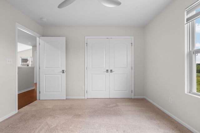 2703 Maize Lp, Saline, MI 48176