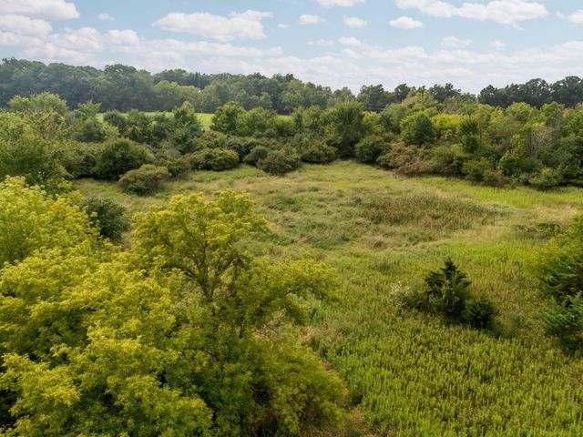2703 Maize Lp, Saline, MI 48176